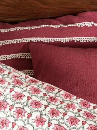 Indian Rose Plain and Lace