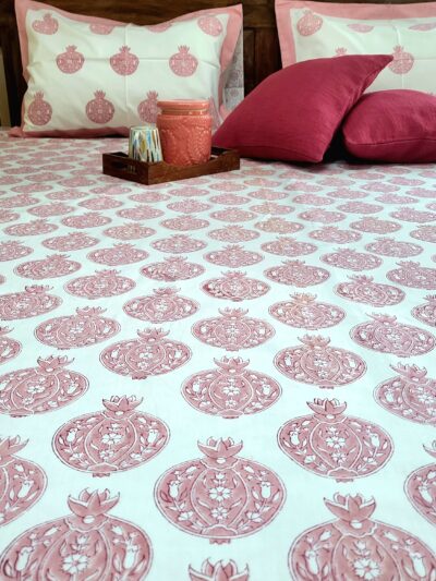 Pomegranate Passion Bedsheet