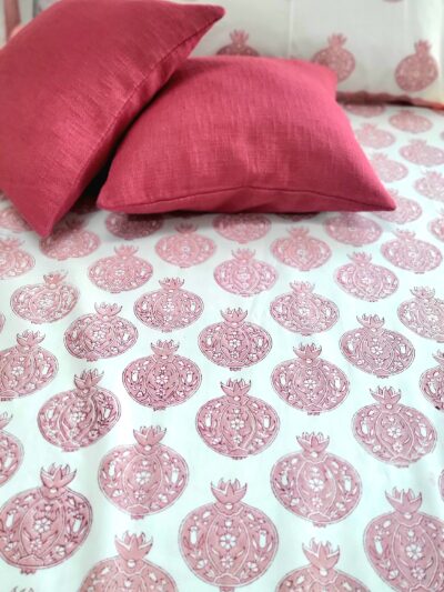 Pomegranate Passion Bedsheet